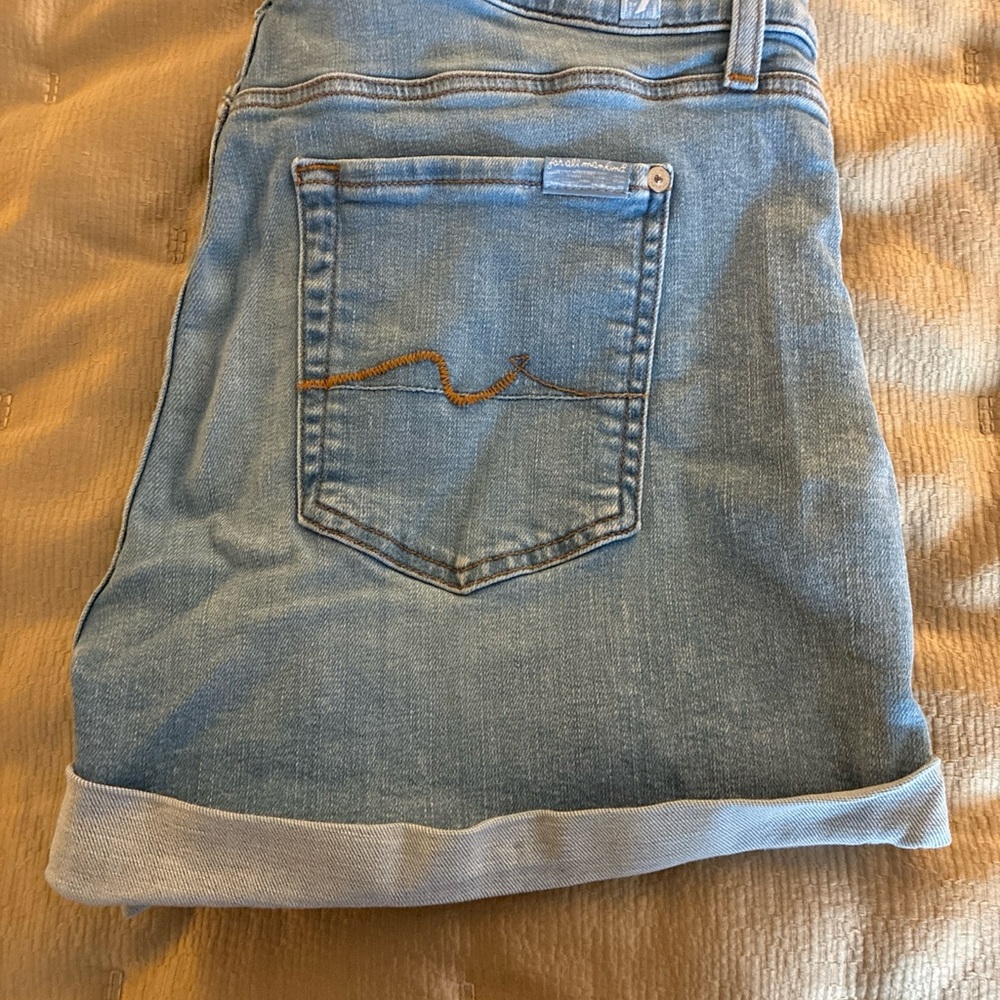 7 For All Mankind Light Blue Denim Jeans with Contrast Stitching
